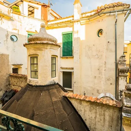 Vinto House Salerno Old Town-3