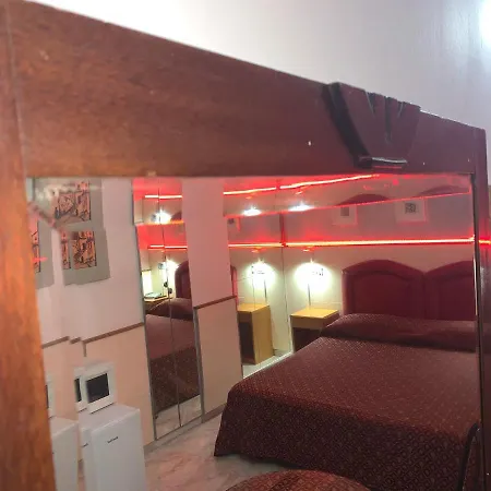 Hotel Malpensafiera-2