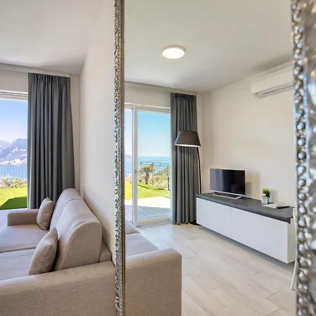 Pinini Country Apartments-3