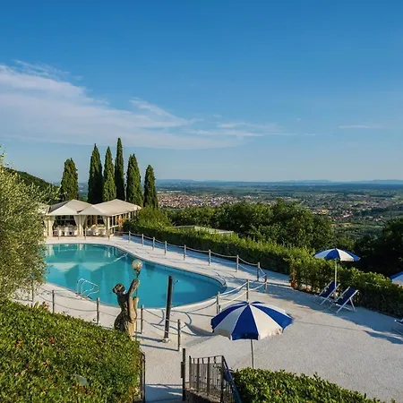 Alfresco Luxury Villa With Heated Pool-2