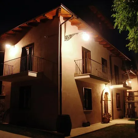il Casaletto Agriturismo Moderno, Vista Panoramica e Cibo Spettacolare- Scurcola Marsicana-3