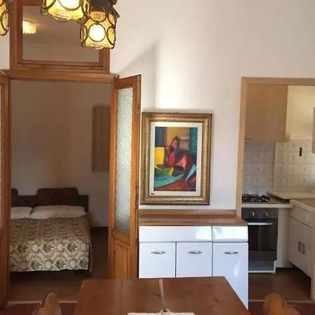 Nel set di piccolo mondo antico Villa Viola-2