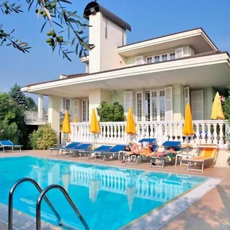 Hotel Gardenia & Villa Charme Adults Friendly 4Star Service-3
