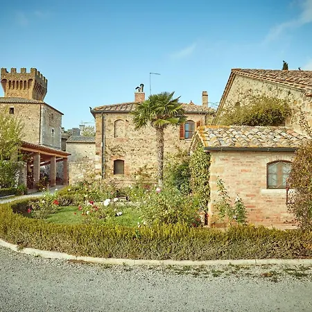 Castello di Spedaletto da Laura-2