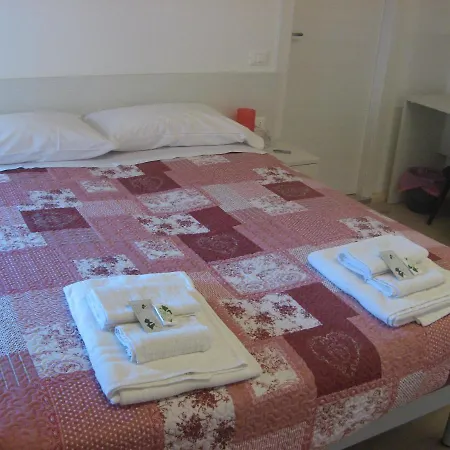 Affitta camere Casa Vittoria-3