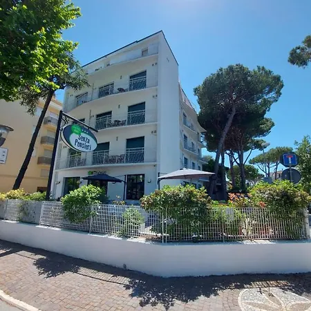 Hotel Senza Pensieri Riccione-3