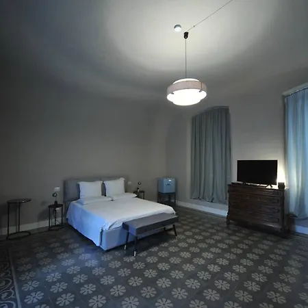 Palazzo Ietri Corso Vittorio Emanuele B&B-2