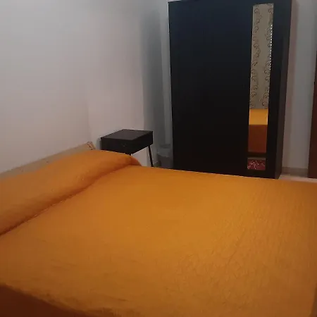 Locazione Menini - Camere zona stazione-3
