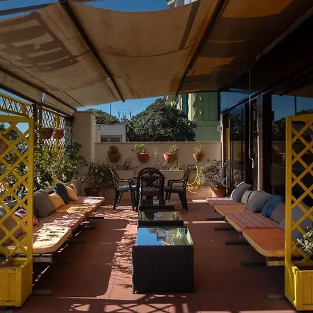 Hotel Ping Pong-2