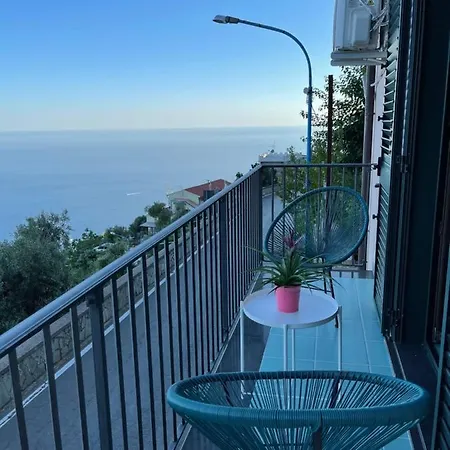 Seaview Apartments-3