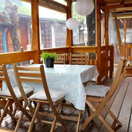 Te Huur: 5 Persoons Chalet Aan Het Luganomeer-2