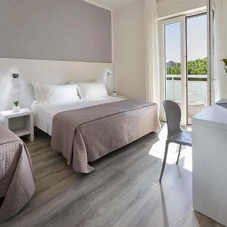 Hotel Zanarini-3