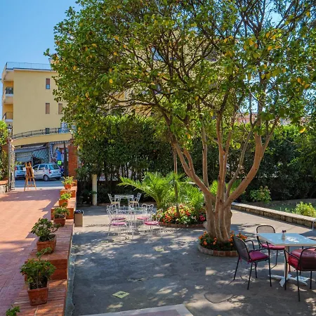 Hotel Delle Palme-3