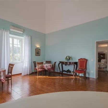 Borgo Blu-3