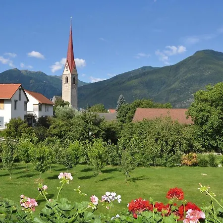 Apartment In Brixen With Pool & Dolomites Views-2