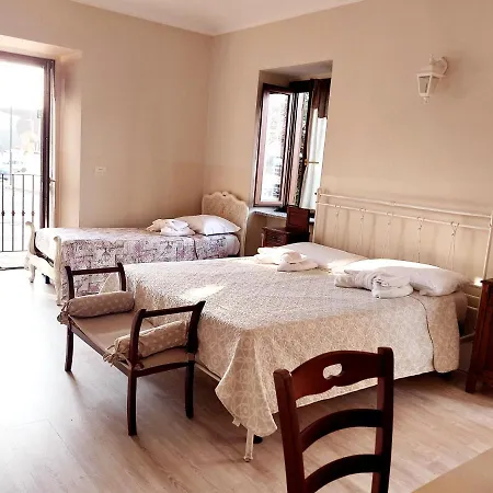 La Casina Del Grillo-2