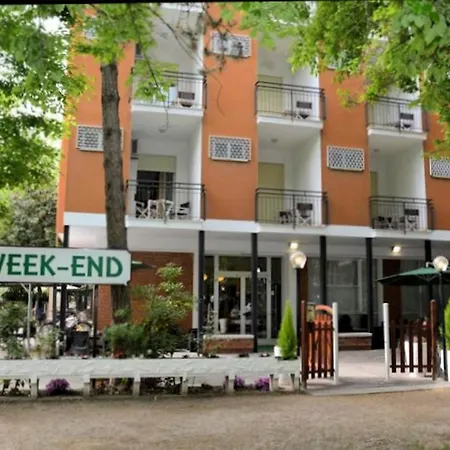 Hotel Week-End-2