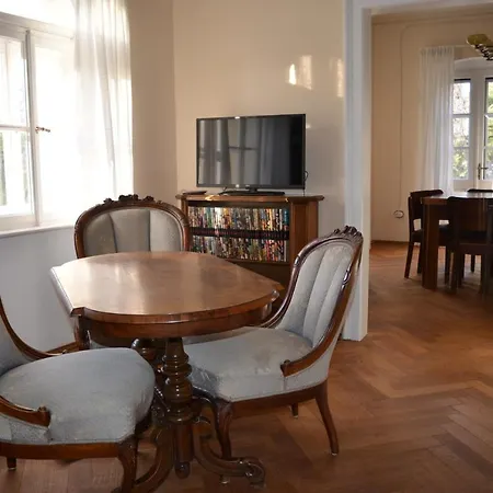 Villa Iolanda-2