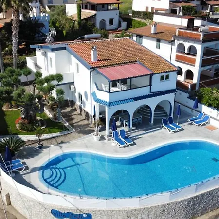 Villa Ludo A Zambrone Tropea-3