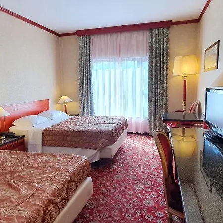 Russott Hotel-3