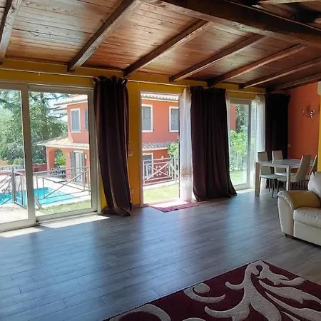 Villa Il Ciclamino With Pool For Your Sole Use Inground & Big - 70M2 House & 300M2 Outdoor, Child & Pet Friendly, 10 Min Drive To Montebello Station Connecting To Ancient Rome In 20 Min, 5 Min Drive To Supermarket & Riano Medieval Burg -Warm Ml Guest-3