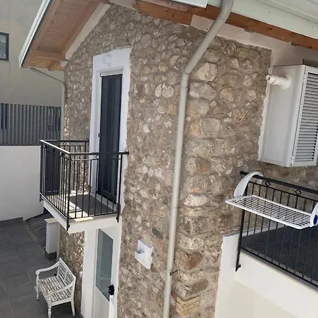La Casa Di Pietra-3