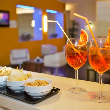 Holiday Inn Express Milan-Malpensa Airport By Ihg-2