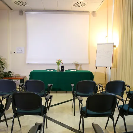 Phi Hotel Emilia-2