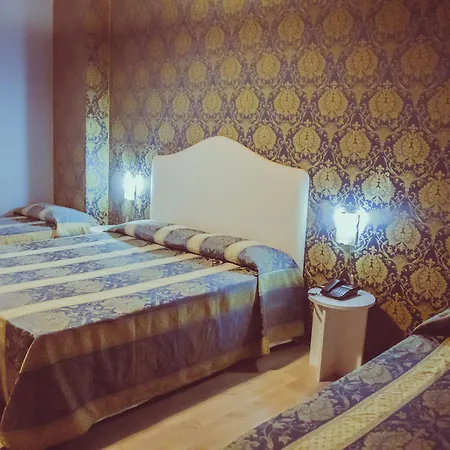 Hotel Floris-3