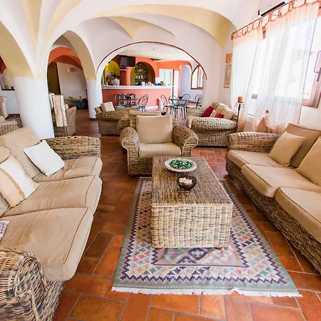 Hotel Li Graniti-2