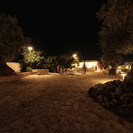 Villa Al Mare Sea, Relax & Wellness-3