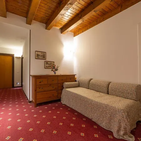Albergo Ristorante Leon d'Oro-3