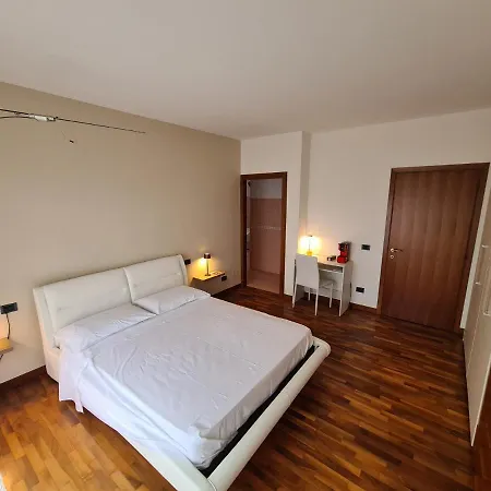 Bed&Breakfast Rezzonico-3