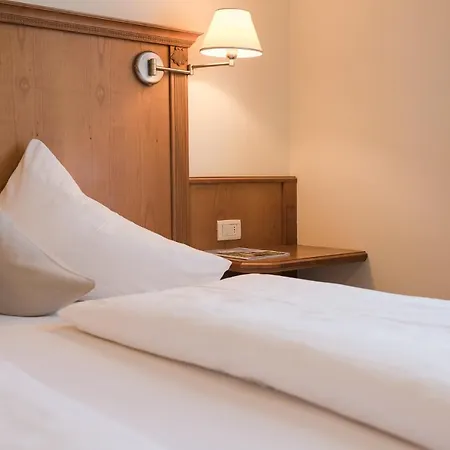 Hotel Mandelhof-2