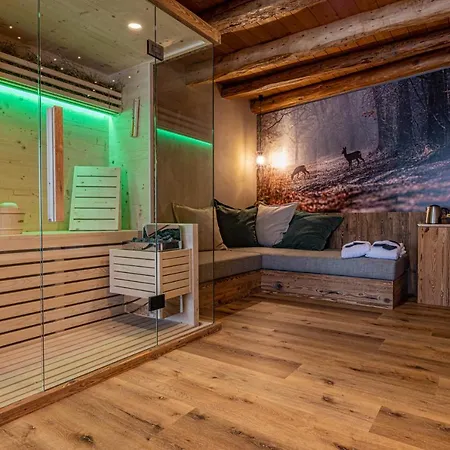 Teverone Suites & Wellness-2
