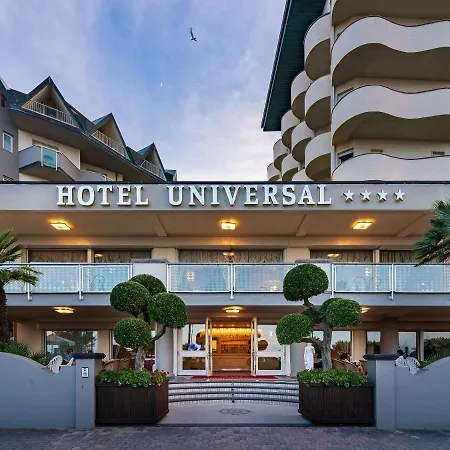 Universal Hotel-3