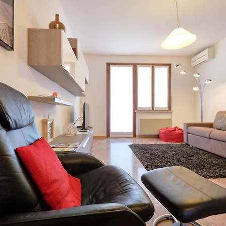 Apartmentsgarda - Gardalux Apartments-3