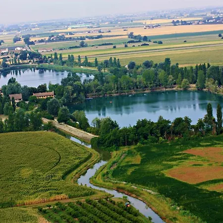 Agriturismo Ai Due Laghi-2