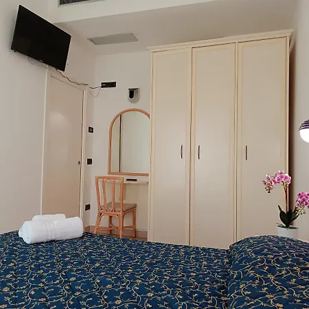 Residence Queen Mary-2