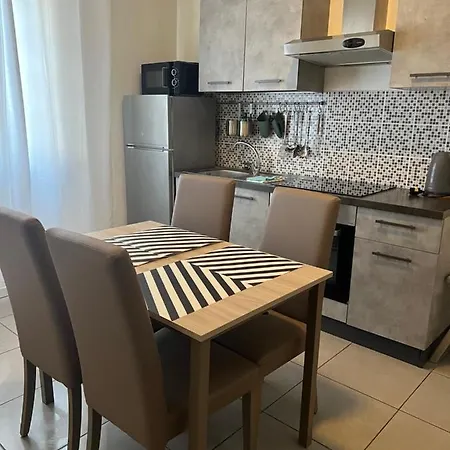 Venice, 4 Minutes From Station, Free Parking, Airport Shuttle,Train Station Via Aleardi 141-3
