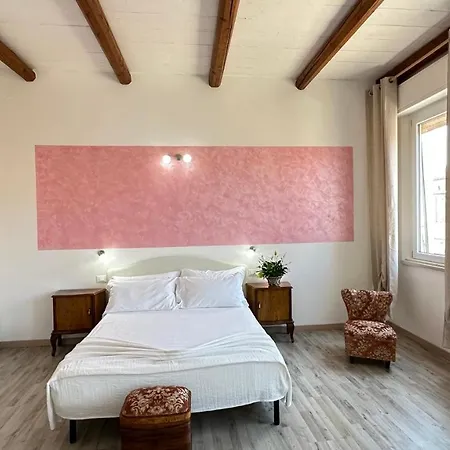 B&B Residenza Luciani Affittacamere-2
