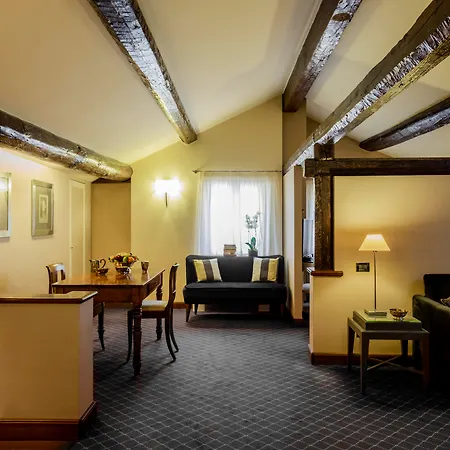 Hotel Accademia-3