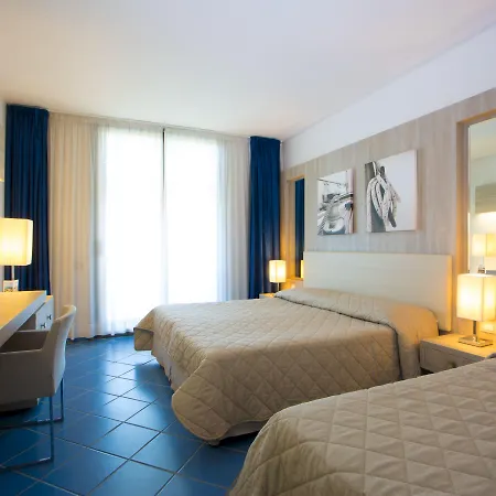 Mclub Lipari-2