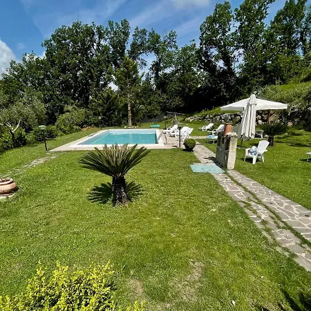 Villa con Piscina Donna Romina-3