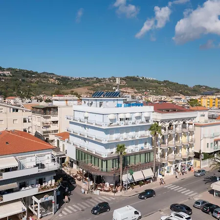 Hotel La Sirenetta-2