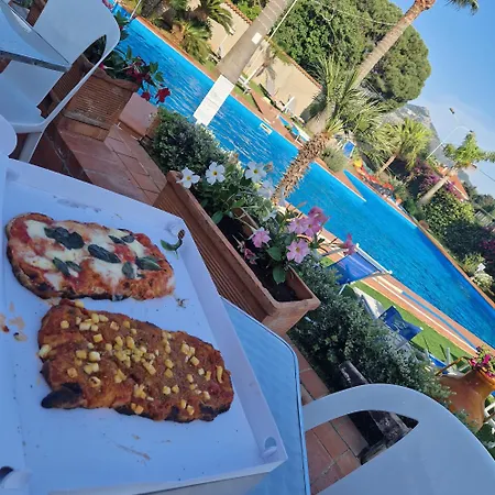 Villa Rosa Luxury Apartment-3
