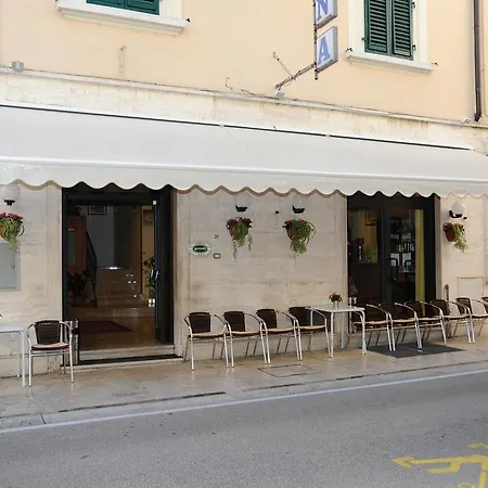 Hotel Marina-3