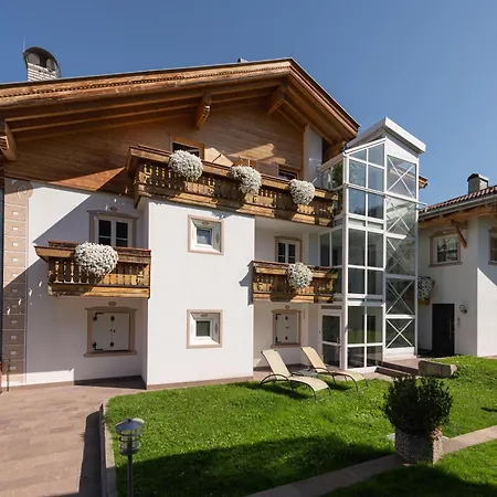 Cristallo B&B-3