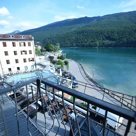 Hotel Celis-3