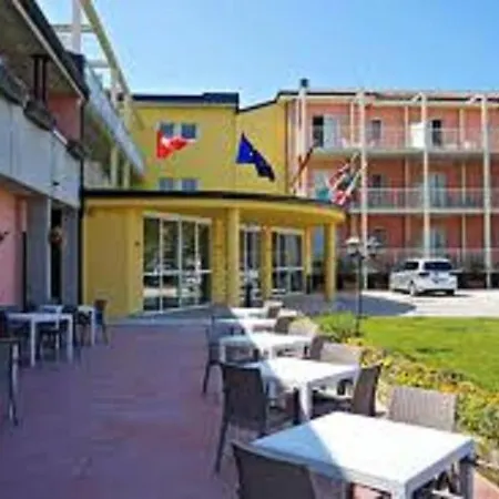 Hotel Bella Lazise-3